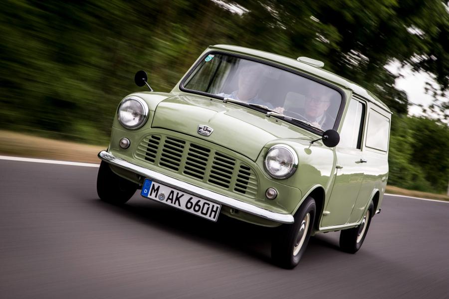  Austin Mini Van (ADO15) 1960 года  (фото 11 из 30)
